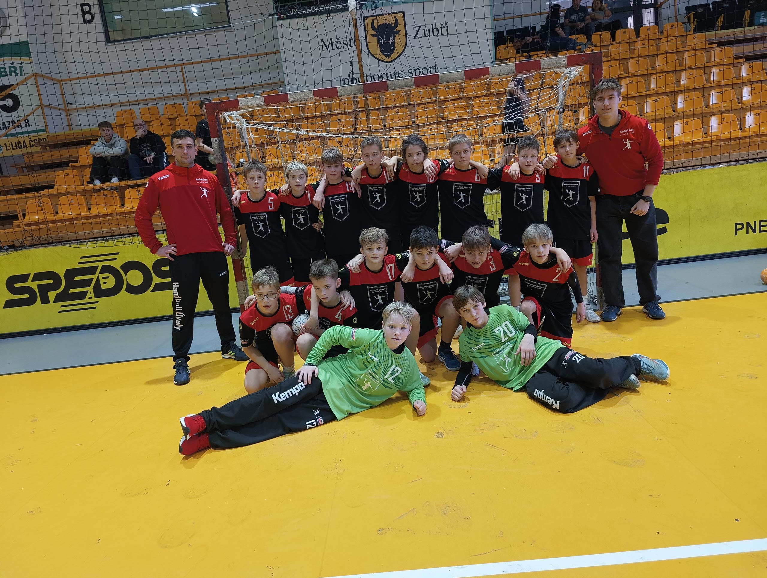 Fotka ke článku Víkend plný herních minut ve vysokém tempu i nových zkušeností. Mladší žáci obstáli v Zubří